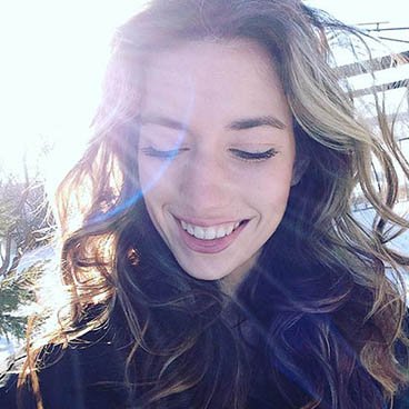 Garnier Fructis Flat Iron Perfector - Loose Curls - versatile look for curly hair types - wear day or out on date night - before curling, spray hair to protect from heat, get frizz-free strands
